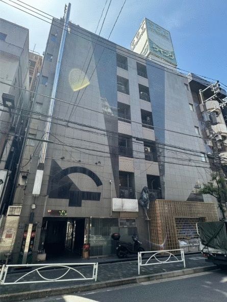 【墨田区・錦糸町駅徒歩5分】JR総武・中央緩行線　駅近5分のBAR居抜き物件！飲食店可・24時間利用可能